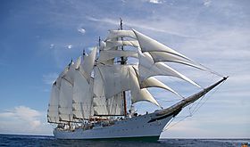 Buque escuela espaol Juan Sebastin de Elcano llega a Panam