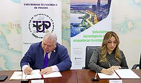 Estudiantes de la Universidad Tecnolgica de Panam se beneficiarn gracias a firma de convenio