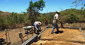 Diez empresas muestran inters en la construccin de 500 casas para la provincia de Los Santos