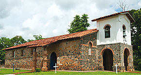 Restauran la  Iglesia San Francisco de la Montaa