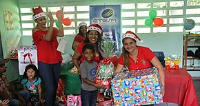 Voluntarios de Etesa llevan alegra a nios de Los Flores de Veraguas