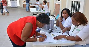 Anati entrega 225 ttulos de propiedad en San Miguelito 