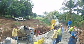 Se construye puente vehicular de dos carriles en Chitr