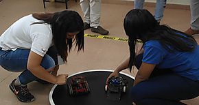 III Competencia Robotsis 2017