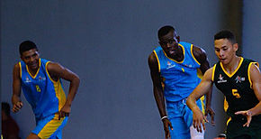 Coln es el nico invicto en el Grupo A del baloncesto masculino