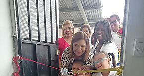 IPHE y Parroquia Oscar Romero entregan aula especial en las Garzas de Pacora 