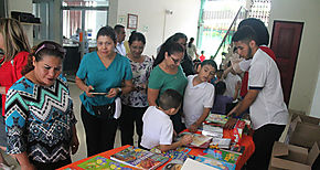 Editorial Susaeta dona libros infantiles a estudiantes del IPHE