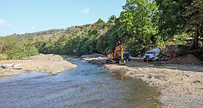 Reinician trabajos del puente sobre el ro Guaniquito en el distrito de Tonos