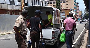 Alcalda ubica a 11 personas sin techo que se encontraban en los predios de la Escuela Repblica de Chile