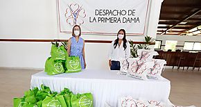 Fundacin CocaCola dona vveres para familias panameas necesitadas