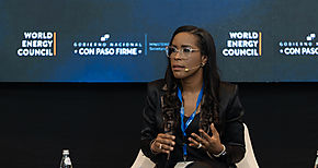 Panamá consolida liderazgo energético global y AES Panamá destaca con innovación en la Semana Mundial de la Energía 2025 Panamá consolida liderazgo energético global y AES Panamá destaca con innovación en la Semana Mundial de la Energía 2025