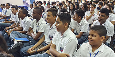 No el ser humano no se está volviendo cada vez más tonto