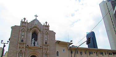 Hace 75 aos se inici la construccin del Santuario Nacional