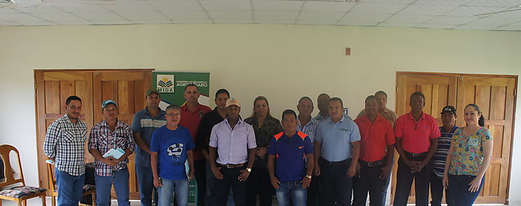 Capacitan en Darin a productores agrotursticos