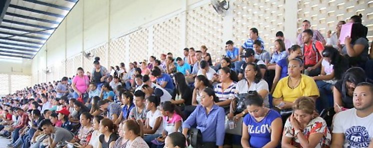 Masiva participacin de las mujeres en ferias de empleo