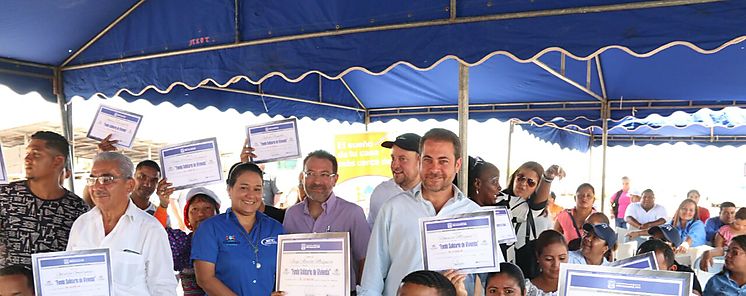 MIVIOT entrega Bono Solidario en La Chorrera