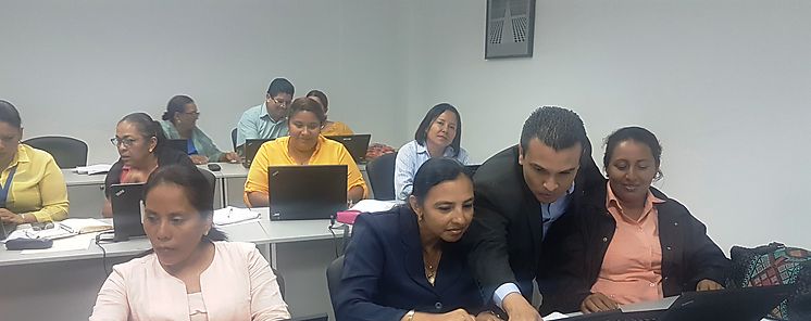 Estudiantes se beneficiarn del programa de capacitacin de Microsoft Office 