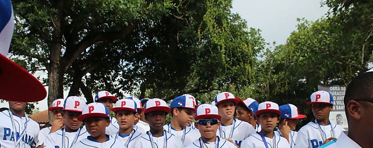 Campeones de Bisbol Panamericano Sub12 abanderados de los 196 aos de la gesta patritica del 10 de noviembre