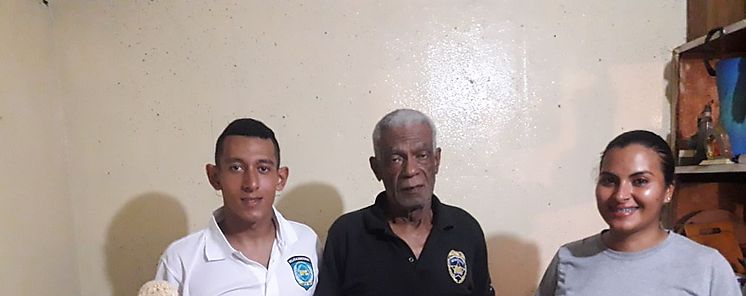 Policiía se solidariza con ancianos de Curundú