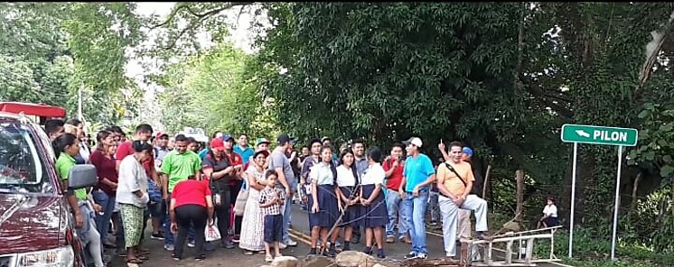 Manifestantes de Alto Dupi y Guayabal fueron atendidos por el MOP