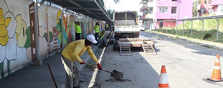 Mop realiza limpieza de tragantes y desmonte en Calidonia y El Chorrillo 