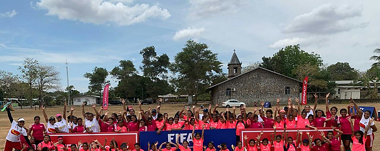 xito del festival de ftbol femenino