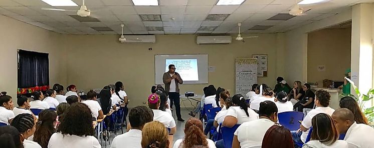 Morgan  Morgan realiza taller en el Centro Femenino de Rehabilitacin