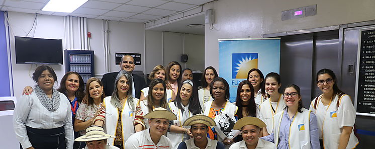 FUNDACNCER llev alegra con serenata a padres del Instituto Oncolgico