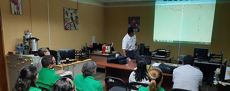 Capacitan a tcnicos de MiAMBIENTE en actualizacin de Estudio de Impacto Ambiental