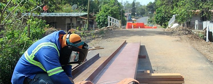 MOP de Panam Oeste contina construccin del puente vehicular sobre el ro Martn Snchez