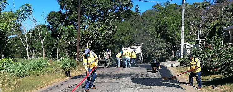 MOP avanza con operativo de parcheo en la provincia de Herrera