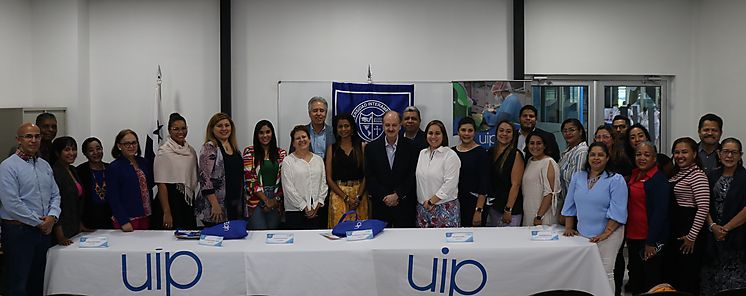 JUNTOS HACIENDO UNIVERSIDADUniversidad Interamericana en proceso de Reacreditacin para la carrera Dr Ciruga Dental