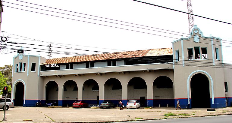 estadio  juan demostenes arosemena