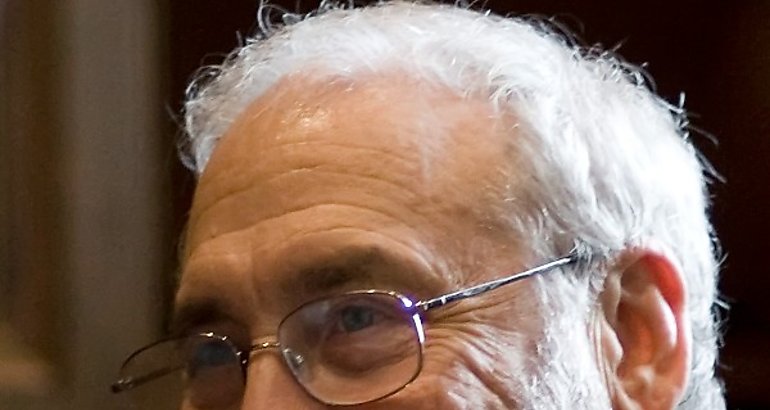 Joseph E Stiglitz