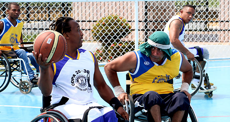 Baloncesto silla de ruedas 