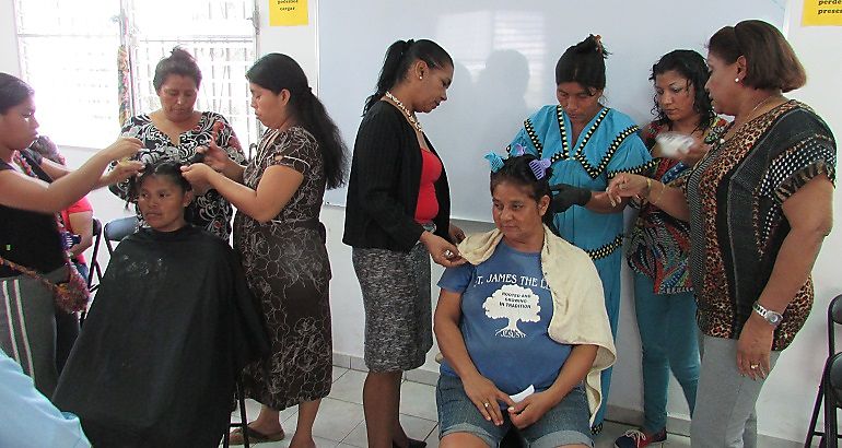 mujeres  estilistas