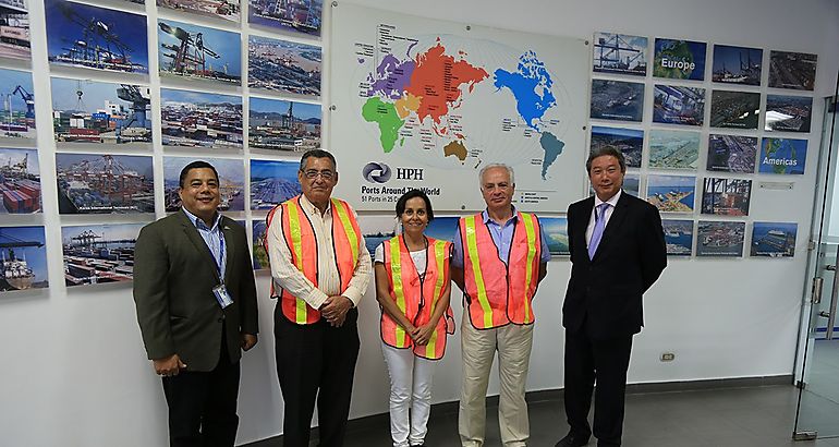 Recorrido por las instalaciones del Puerto de Balboa