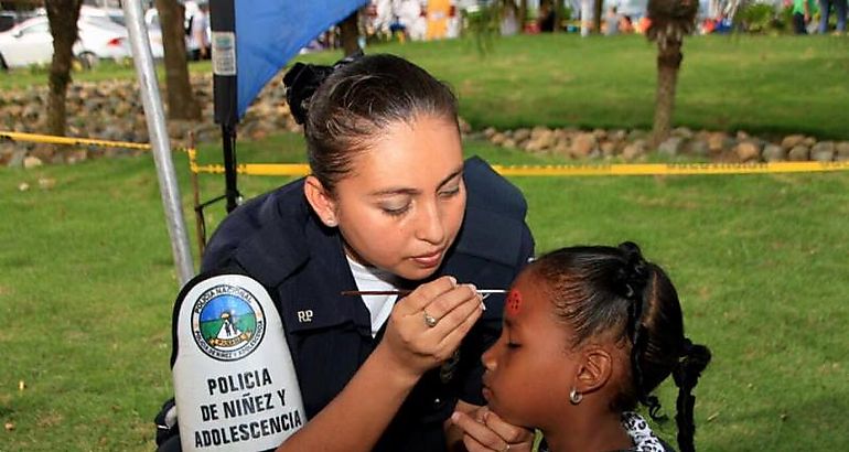 Polica Nacional Carrera Nios