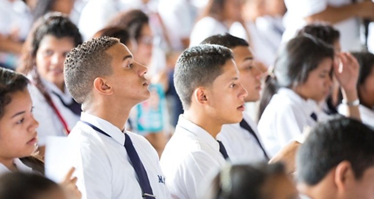 Estudiantes Graduados