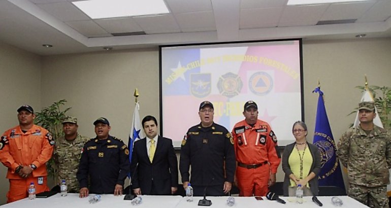 Retornan a Panam equipos que participarn incendios en Chile