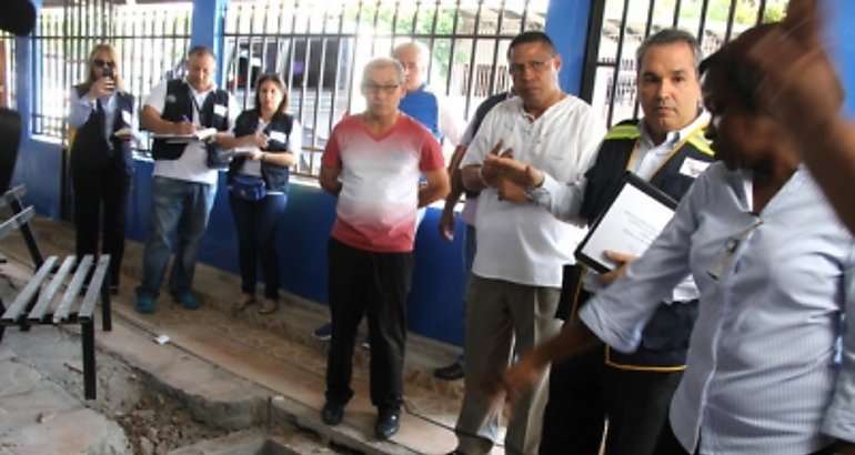 Defensora del Pueblo inspeccionar centros escolares