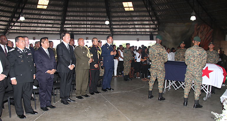 Funeral del sargento Julio Guzmn del Senafront