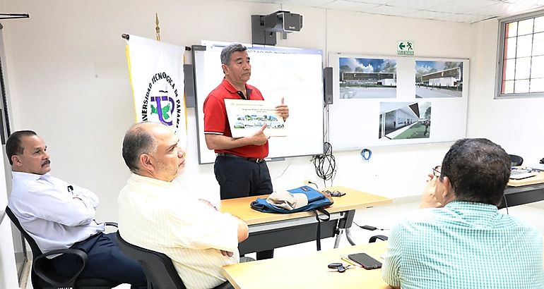 Rector de la UTP realiza Jornada de Trabajo