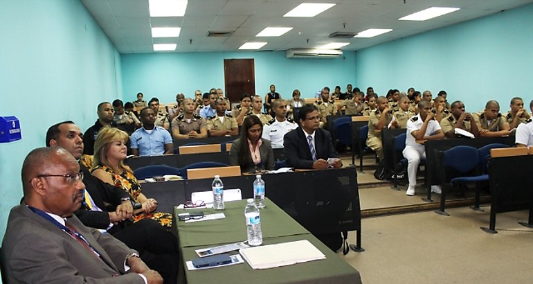 foro de la Universidad Martima Internacional de Panam