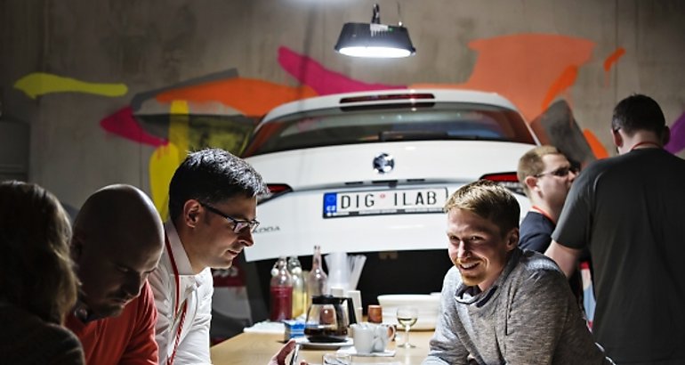 Skoda con el International Smart Mobility Hackathon