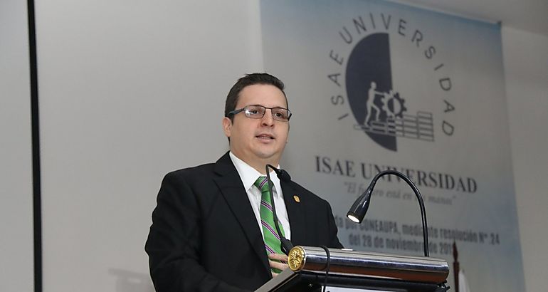 Viceministro Carlos Rubio