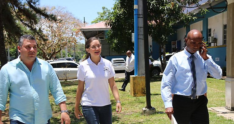 Ministra Romero y Alcalde de Coln