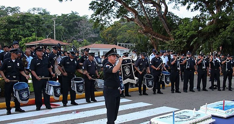 80 aniversario Da del Polica