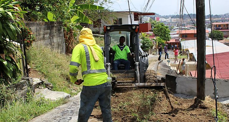 Obreros trabajando