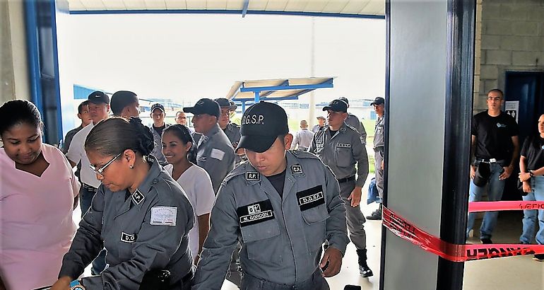 Agentes penitenciarios 